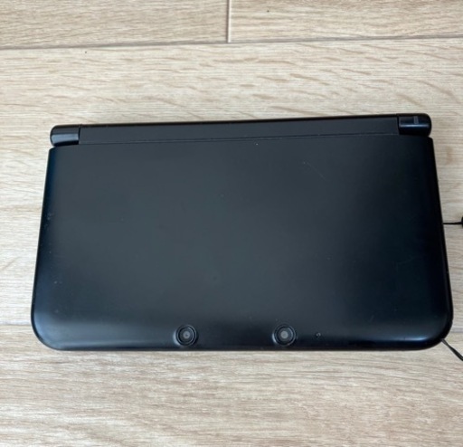 ニンテンドー 3DS LL 美品　充電器付き