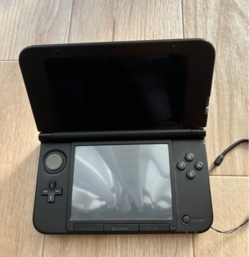 ニンテンドー 3DS LL 美品　充電器付き