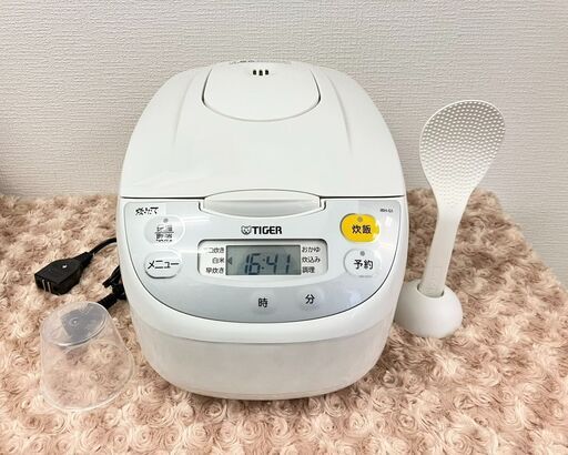 タイガー マイコン炊飯器 炊きたて JBH-G101 2020年製