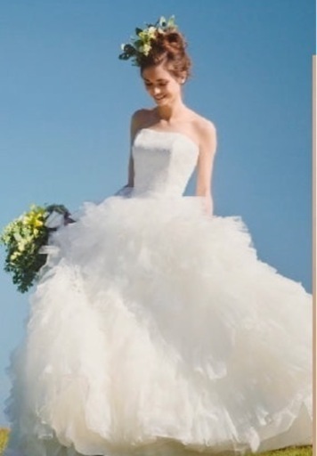 ワタベウェディング　beams コラボウェディングドレス