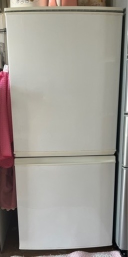 中型冷蔵庫