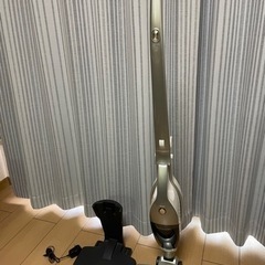 受け渡し者決定しました！コードレス掃除機 ジャンク品？ 差し上げます！