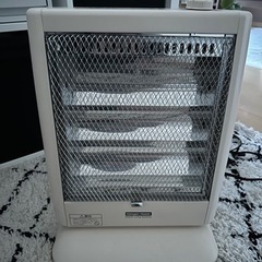 【無料】HITACHI ハロゲンヒーター