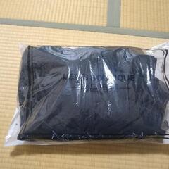 新品未使用ダウンベスト黒Ｌサイズ