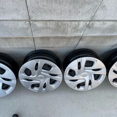 アクア 純正 タイヤホイールとホイールキャップ 4本セット