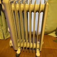 デロンギオイルヒーター HJ0812 ホワイト の画像