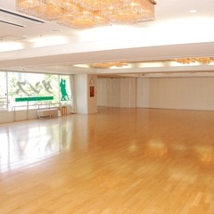 社交ダンス　初心者社会人クラス　３０代前後の生徒さん新規募集（月...
