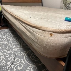 フランスベッド　セミダブルの画像