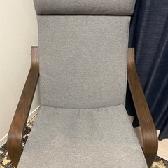 IKEA POÄNG ポエング&オットマンの画像