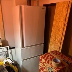 TOSHIBA 冷蔵庫の画像