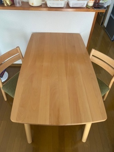 (取引確定済み)ダイニングテーブル＋チェア×2