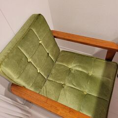 カリモク風のダイニングチェアの画像