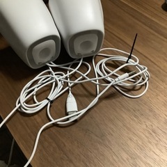 有線式スピーカーの画像