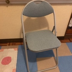 パイプ椅子　あげます