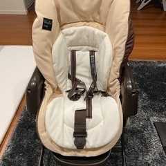 combi ハイローチェアの画像