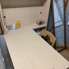 ニトリ　勉強机
