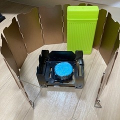 エスビットポケットストーブとミニ風防の画像