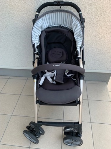 【美品】コンビ　アンブレッタ 4キャス エッグショック グレー　説明書つき