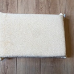 お値下げしました‼︎ ファブリック8点セット　枕　フロアスツール　ブランケット6枚の画像