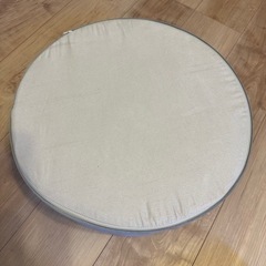 お値下げしました‼︎ ファブリック8点セット　枕　フロアスツール　ブランケット6枚の画像