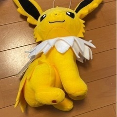 ポケモン　サンダース　ぬいぐるみ