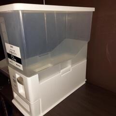 米びつ ニトリ コンパクト スマート   の画像