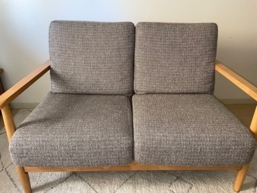 ニトリ　マイス　2人掛けソファ　4/19引取り希望