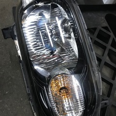 Z12 キューブ　HID ヘッドライト左右の画像