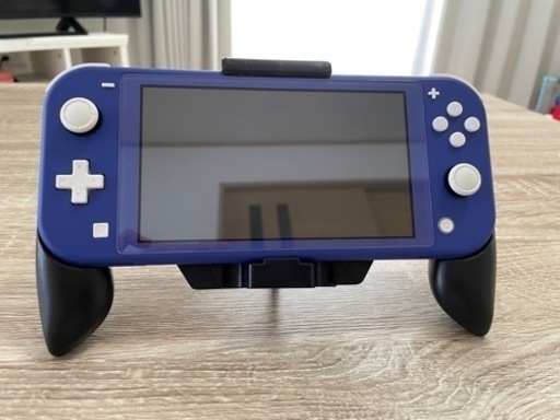 任天堂Switchライト(ほぼ新品)※最終値下げ！！