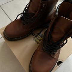 ドクターマーチン　8ホール