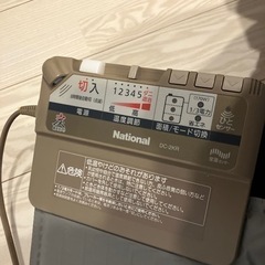 お譲り先決定⭐️備長炭入りホットカーペット　防水　電気カーペット...