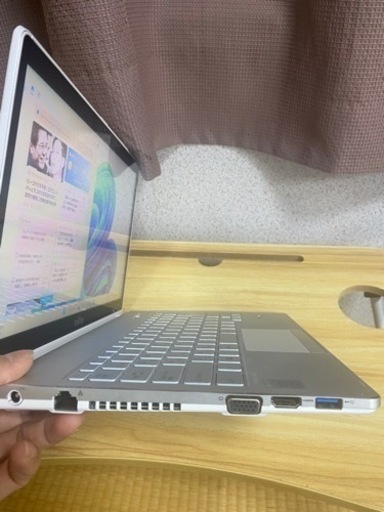 タッチパネル式　Windows11 ノートパソコン