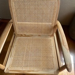 木製の椅子