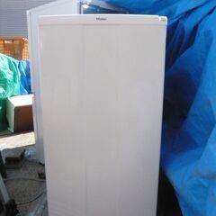 Haier　冷凍庫　　JF-NU100B　　2009年製　　１０...