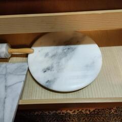 大理石のまな板と、のし棒、製菓、手打ちパスタ、パン、パイに。の画像