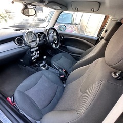 BMW MINIクーパー　6MT車　ETC付　車検2年付渡の画像