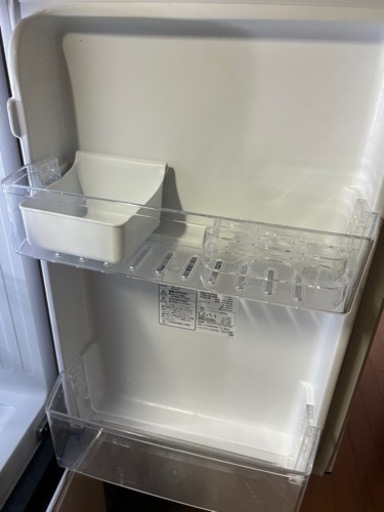 Hisense 冷蔵庫　31kg HR-D15C【中古】