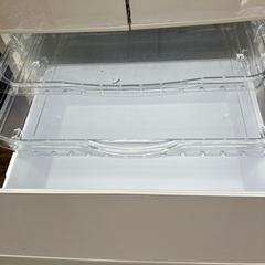 日立冷蔵庫の画像