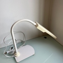 【値下げ相談可】デスクライトの画像