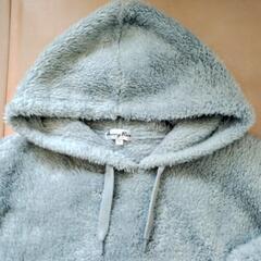 美品✨140cm✨フリース✨パーカー✨の画像