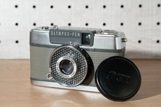 フィルムカメラ OLYMPUS PEN-EE + Attachment Lens 01