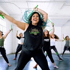 【4/23(日)代々木公園】アメリカ発祥！ドラムスティックを使う 新感覚のフィットネス POUND®︎(パウンド)が日本上陸！の画像