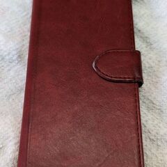 ☆スマホケース　　レッド　BASIO4・KYV47用　中古品　200円