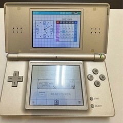 ニンテンドーDS Liteの画像