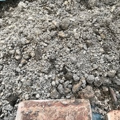 庭土　残土　土嚢袋2袋分　の画像