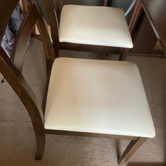 ダイニングテーブル　※椅子は付いてませんの画像