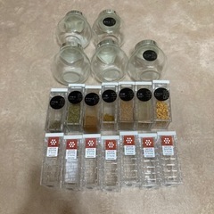 調味料入れ　19点
