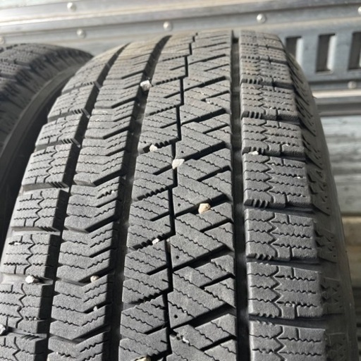 超極上タイヤ　BRIDGESTONE ブリヂストン　ブリジストン　VRX2 205/60R16 スタッドレス　タイヤ　2019年製　1