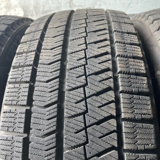 超極上タイヤ　BRIDGESTONE ブリヂストン　ブリジストン　VRX2 225/45R18 スタッドレス　タイヤ　2021年製　1