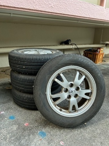 30プリウス純正15インチホイールタイヤ